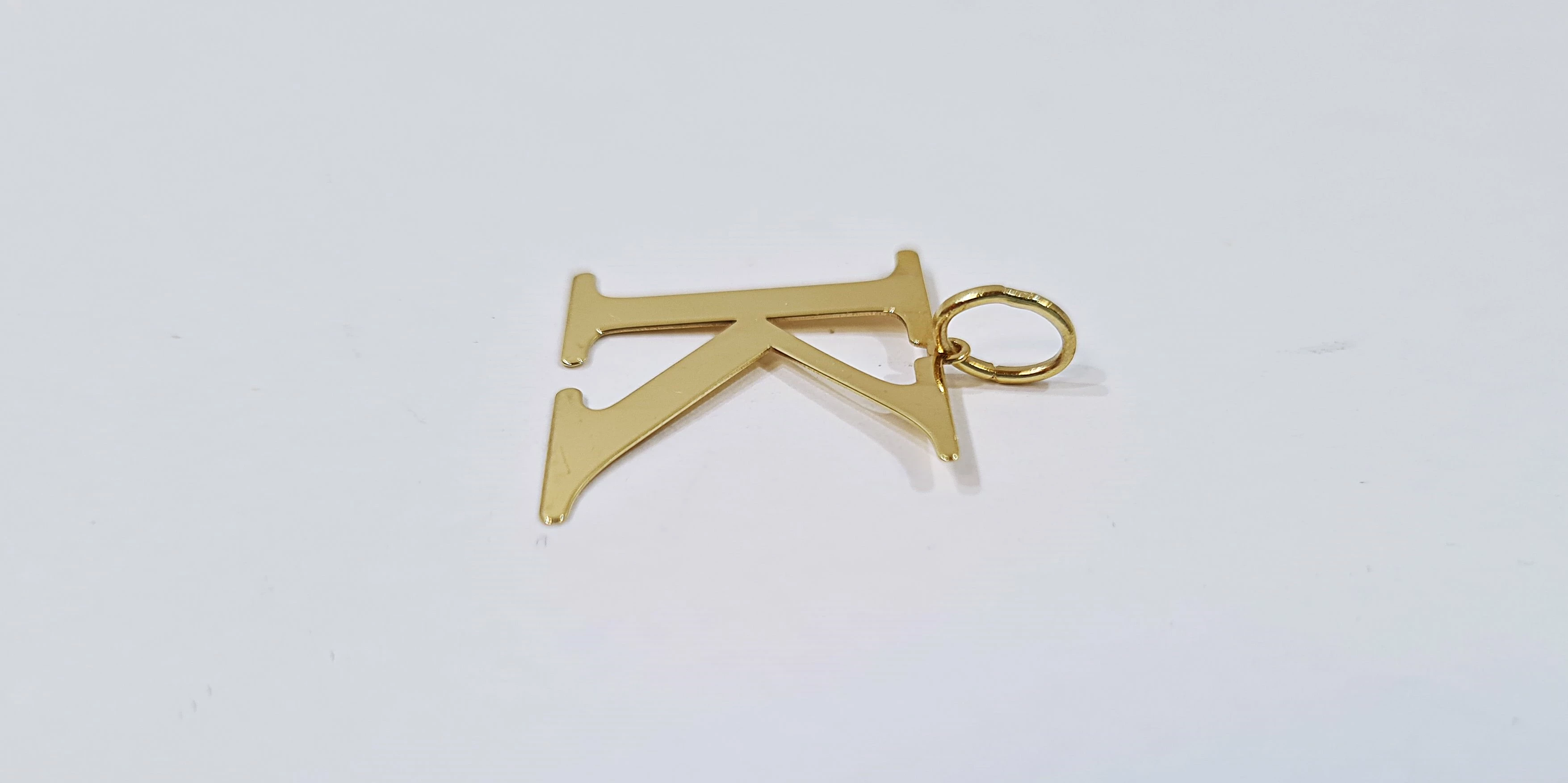zlota-zawieszka-585-069-duza-litera-k-inicjal-stan-uzywany