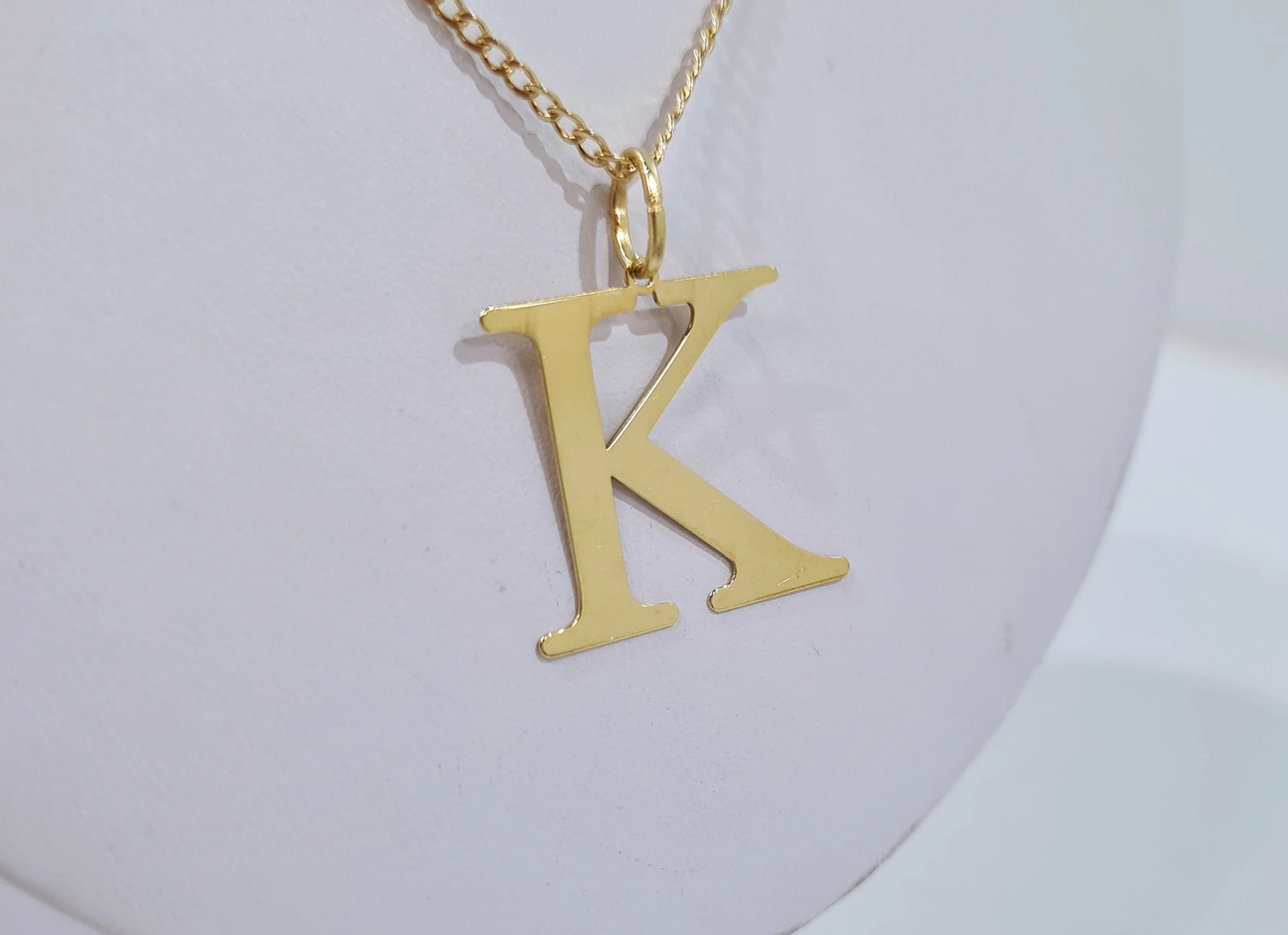 zlota-zawieszka-585-069-duza-litera-k-inicjal-meander-2a-warszawa