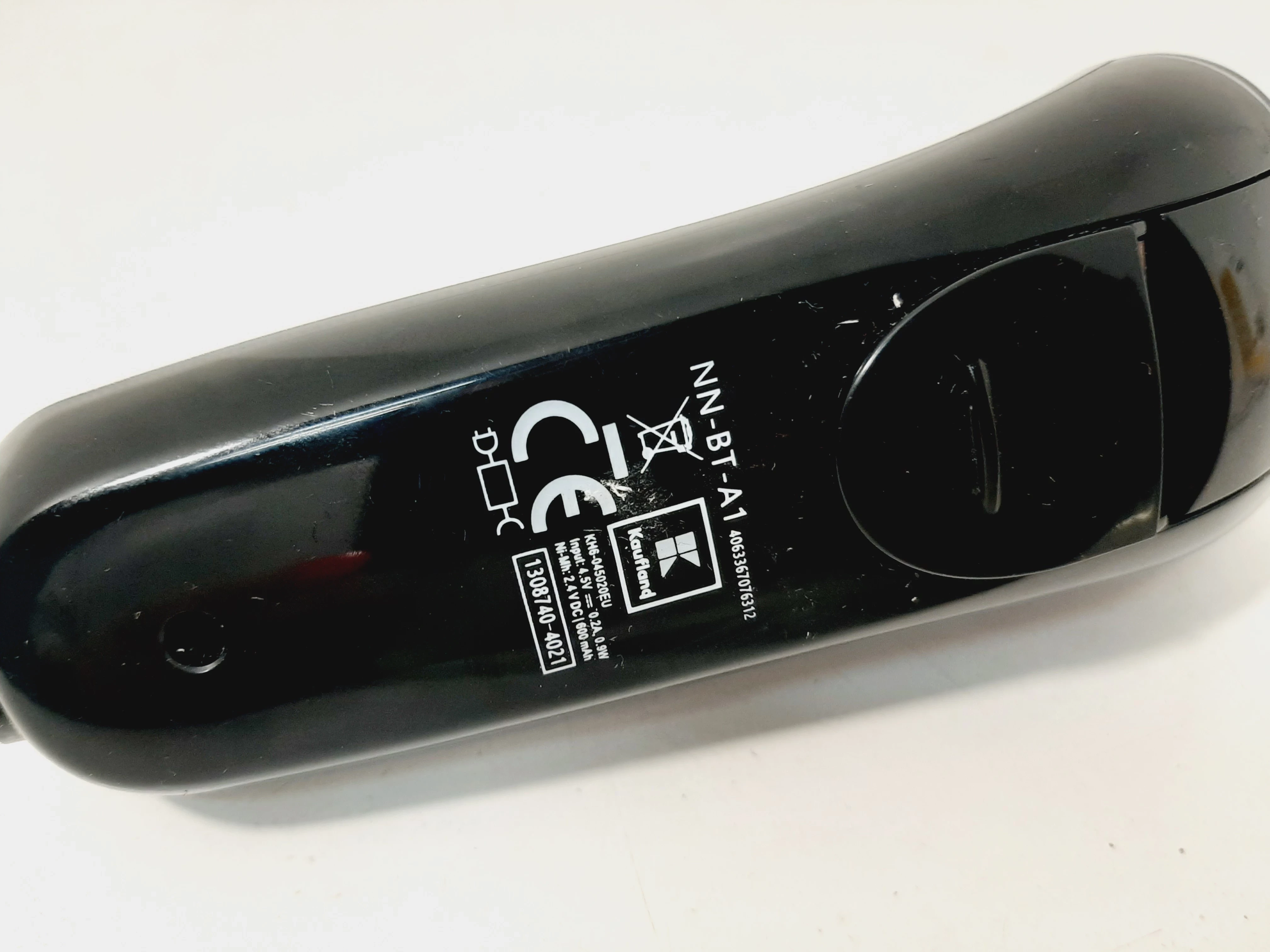 golarka-nn-bt-a1-trymer-tak