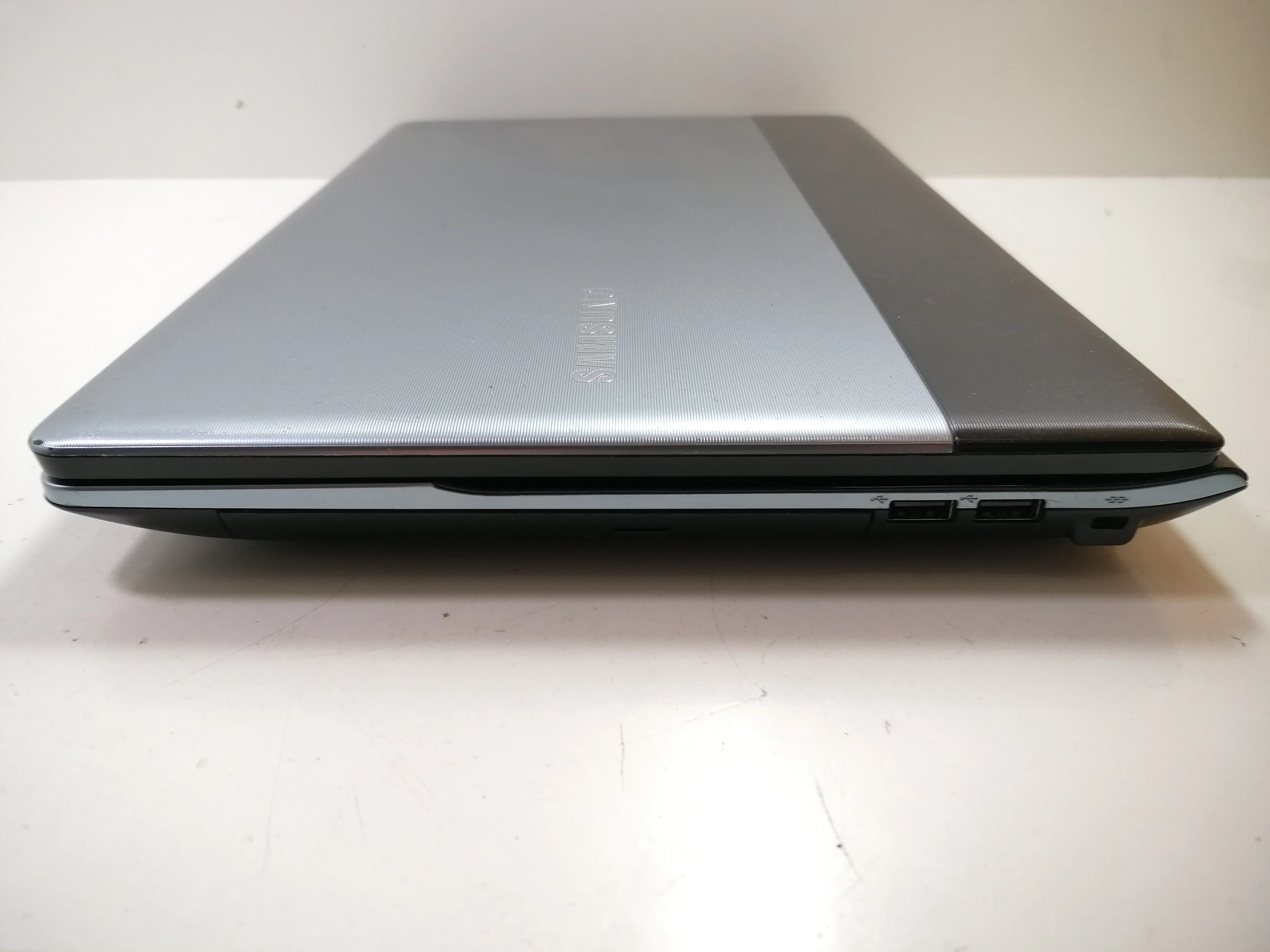 laptop-samsung-np300e5c-pojemnosc-dysku-500