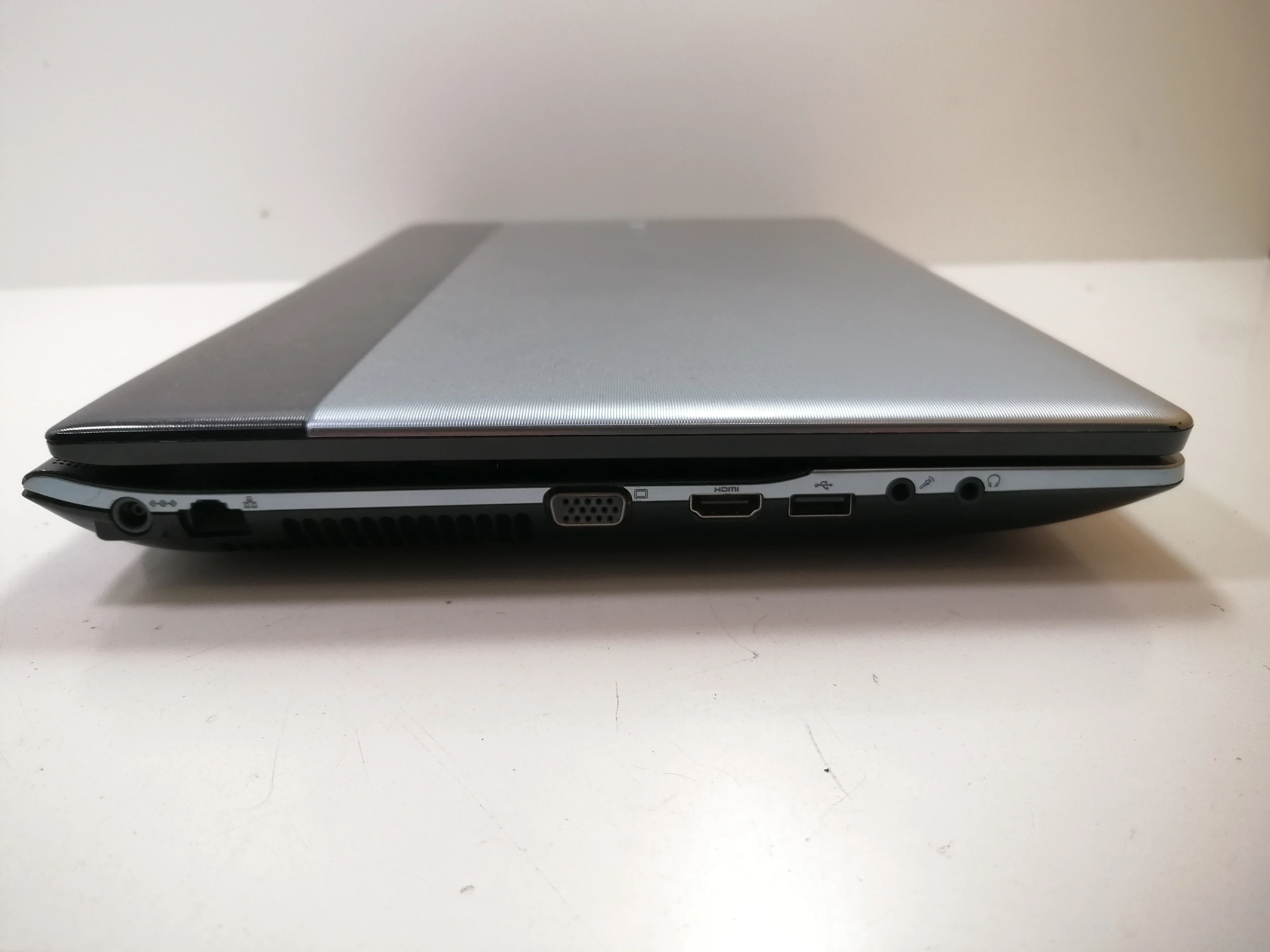 laptop-samsung-np300e5c-liczba-rdzeni-procesora-4329-2