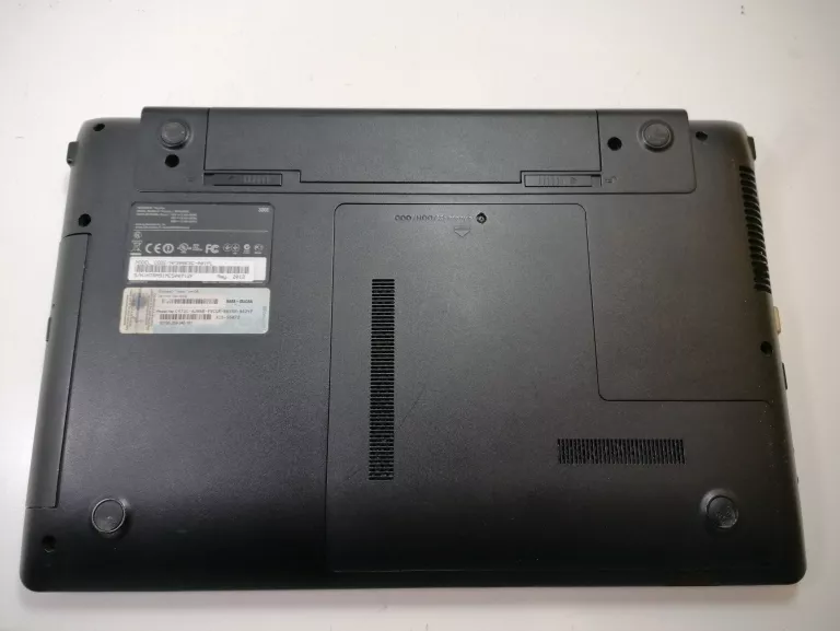 laptop-samsung-np300e5c-typ-dysku-twardego-128550-1