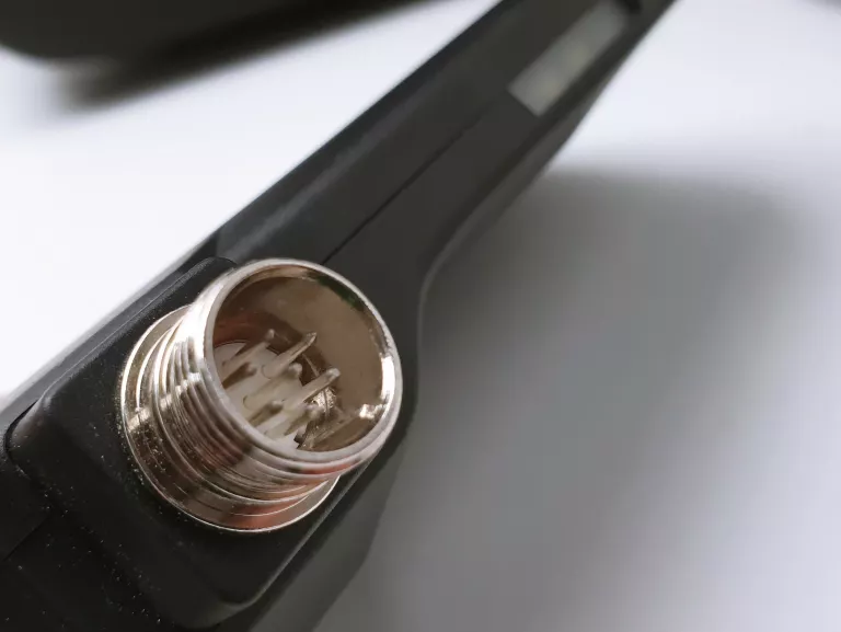 profesjonalna-kamera-endoskopowa-zealtron-dlugi-kabel-10m-waga-produktu-z-opakowaniem-jednostkowym-1000