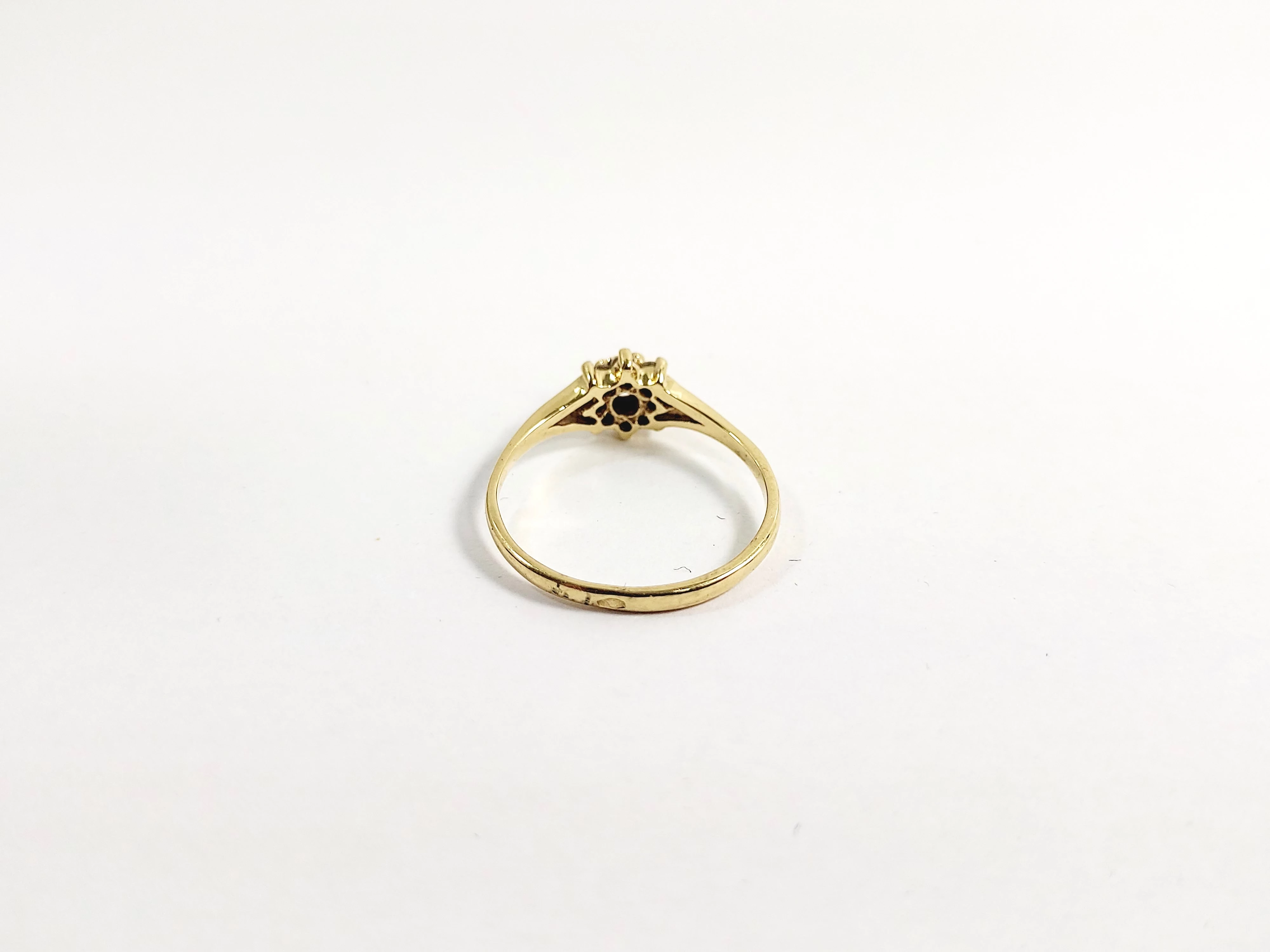 zloty-pierscionek-kwiatek-z-cyrkoniami-585-14k-r11-182g-waga-256