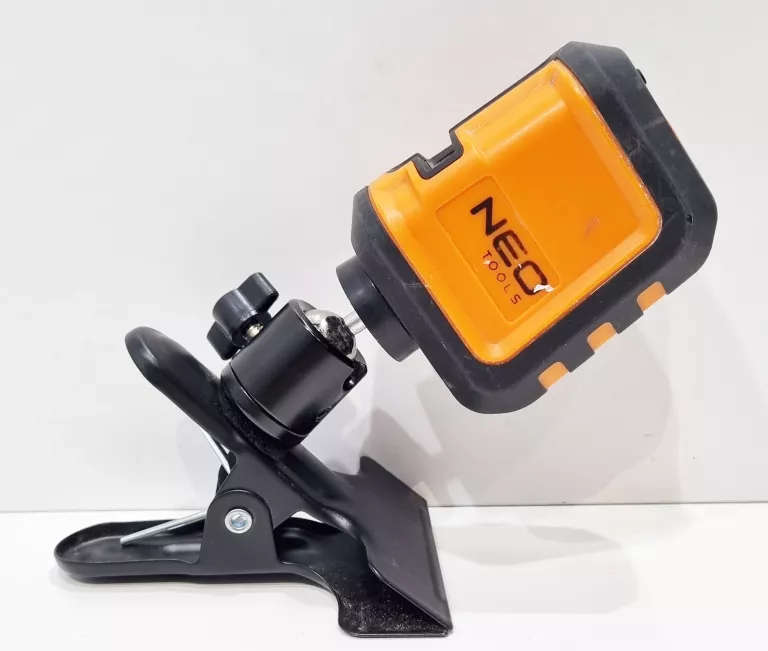 LASER KRZYŻOWY NEO TOOLS 75-106 UCHWYT