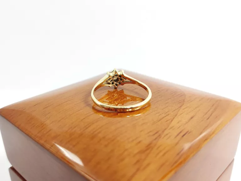 zloty-pierscionek-kwiatek-z-cyrkoniami-585-14k-r11-182g-kamien-17088-128