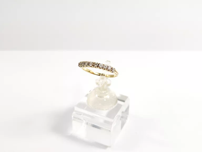 zloty-pierscionek-z-cyrkoniami-r15-585-184g-rozmiarsrednica-wew-mm-372-14