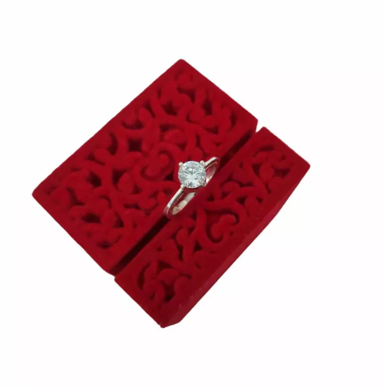 sliczny-srebrny-pierscionek-925-plac-3-maja-10-radomsko