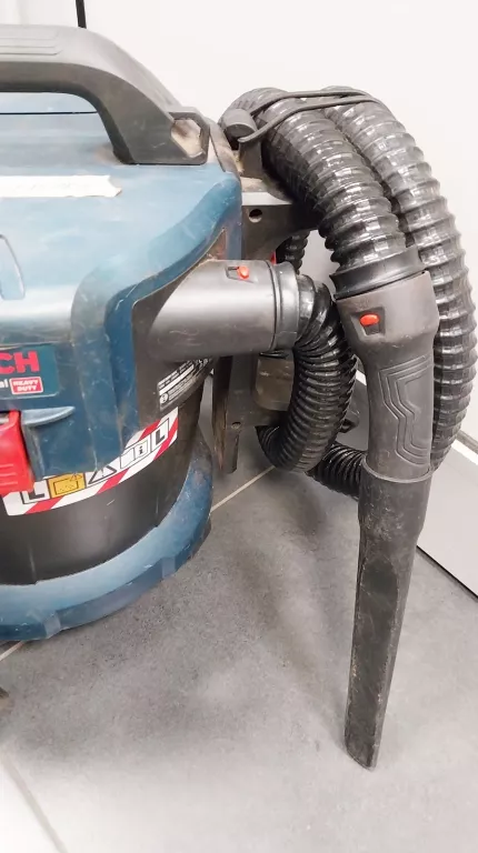 ODKURZACZ BOSCH GAS 18V-10L