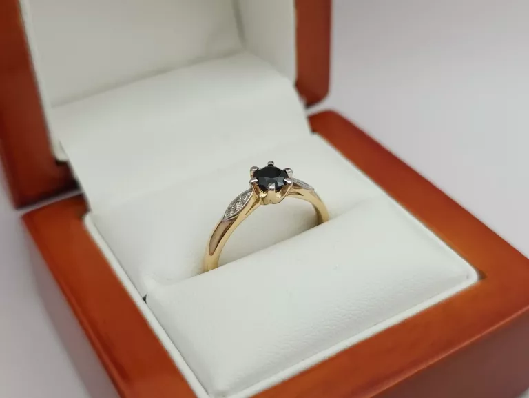 zloty-pierscionek-z-czarna-cyrkonia-585-14k-r22-242g-cechy-207358-231606