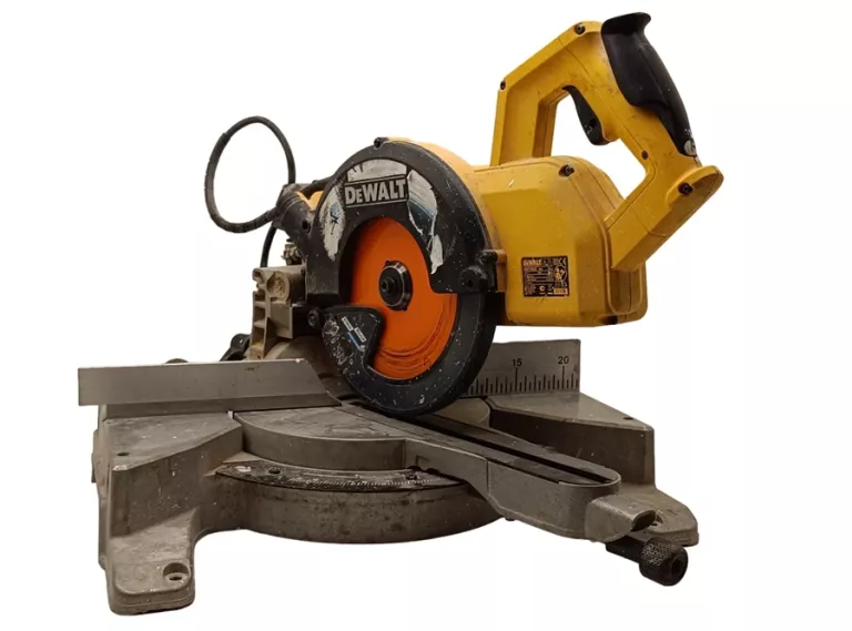 ukosnica-dewalt-dw770-stan-uzywany