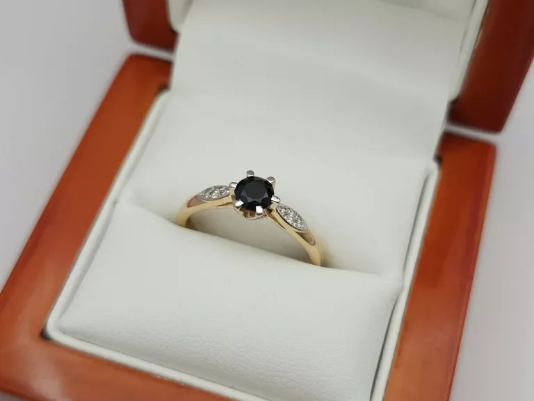 zloty-pierscionek-z-czarna-cyrkonia-585-14k-r22-242g-rodzaj-2205-2