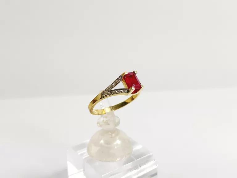 zloty-pierscionek-z-rubinem-075ct-i-brylantami-011ct-291g-roz16-585-kolor-249512-1647429