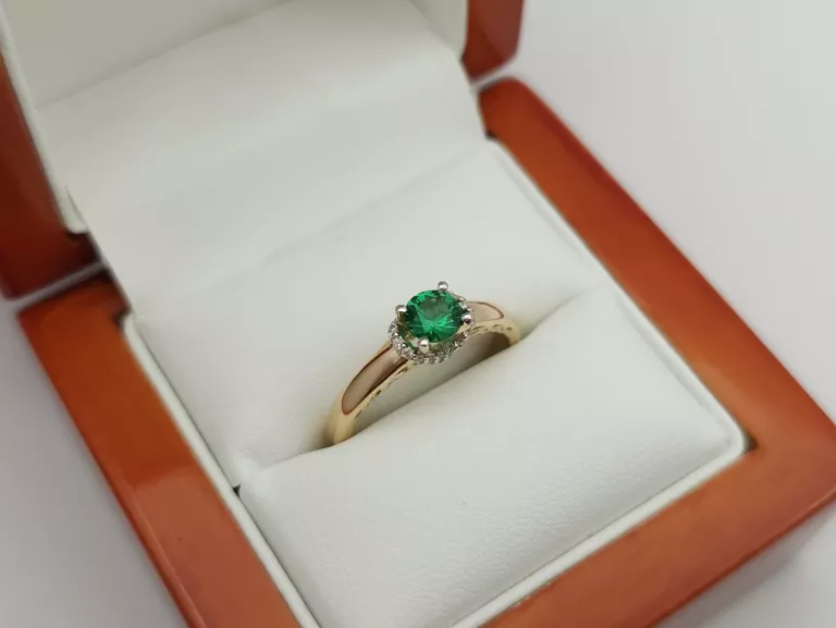 zloty-pierscionek-z-zielona-cyrkonia-585-14k-r16-290g-cechy-brak