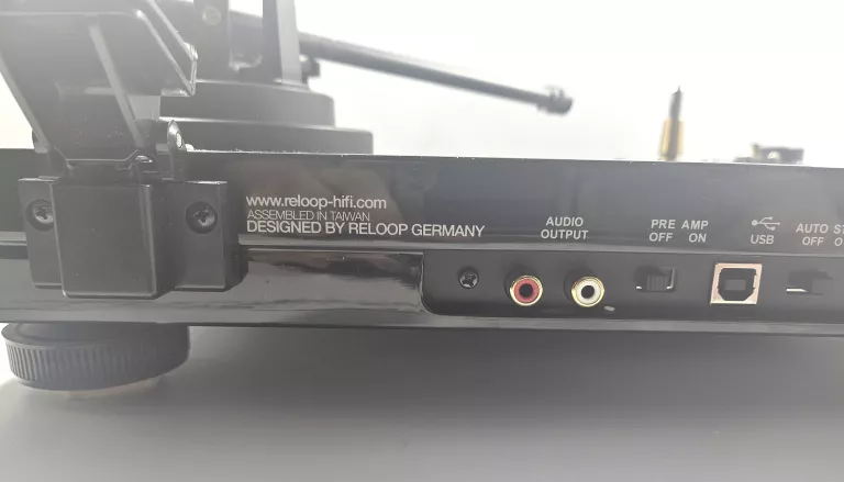 GRAMOFON RELOOP HIFI TURN 3 OPIS!
