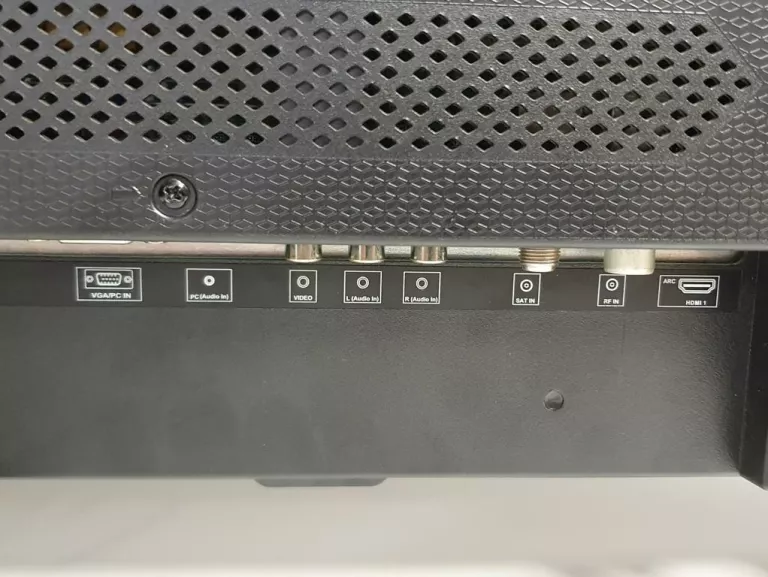 tv-blaupunkt-bn32h1032eeb-przekatna-ekranu-cale-32