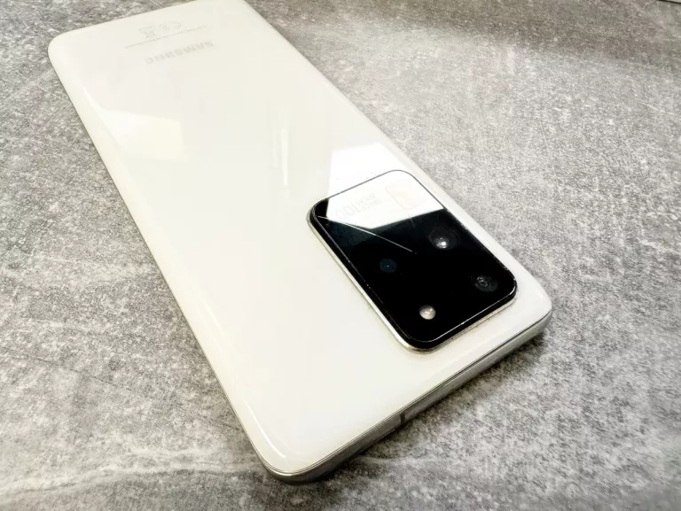 smartfon-samsung-galaxy-s20-ultra-12-gb-128-gb-5g-opis-system-operacyjny-android