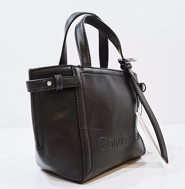 TOREBKA CALVIN KLEIN MINIMAL HARDWARE MINI TOTE CZARNA