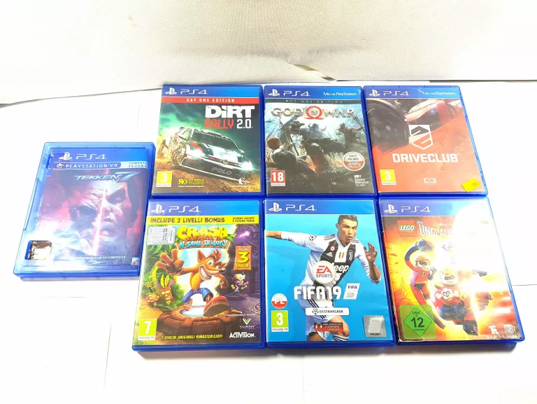 KONSOLA SONY PLAYSTATION 4  SLIM PS4 500GB + 2 PADY + 7 GIER
