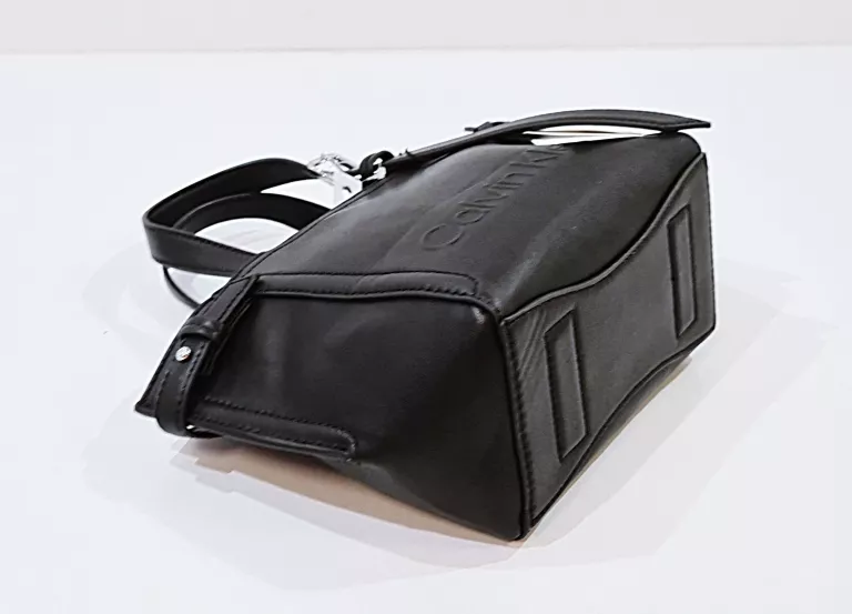 TOREBKA CALVIN KLEIN MINIMAL HARDWARE MINI TOTE CZARNA
