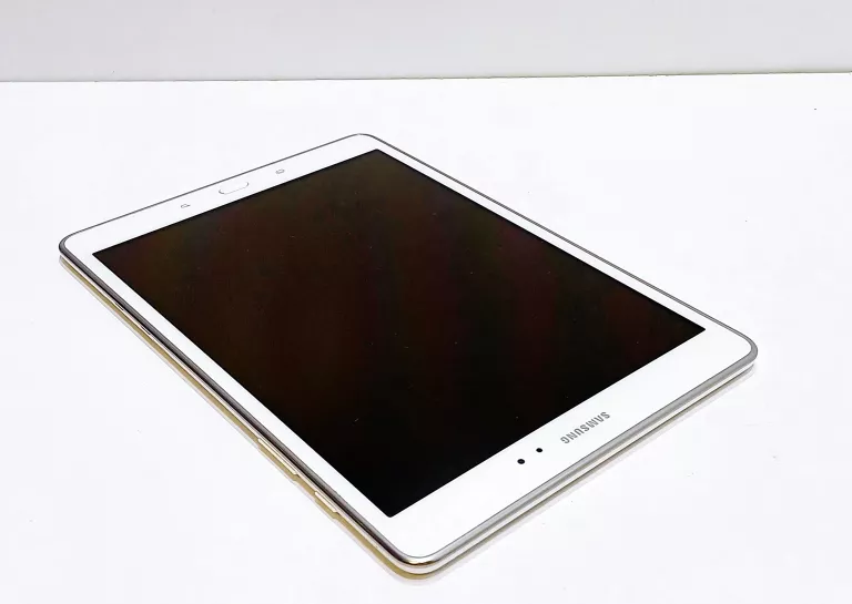 TABLET SAMSUNG GALAXY A 9,7" SM-T555 2/16GB KOMPLET