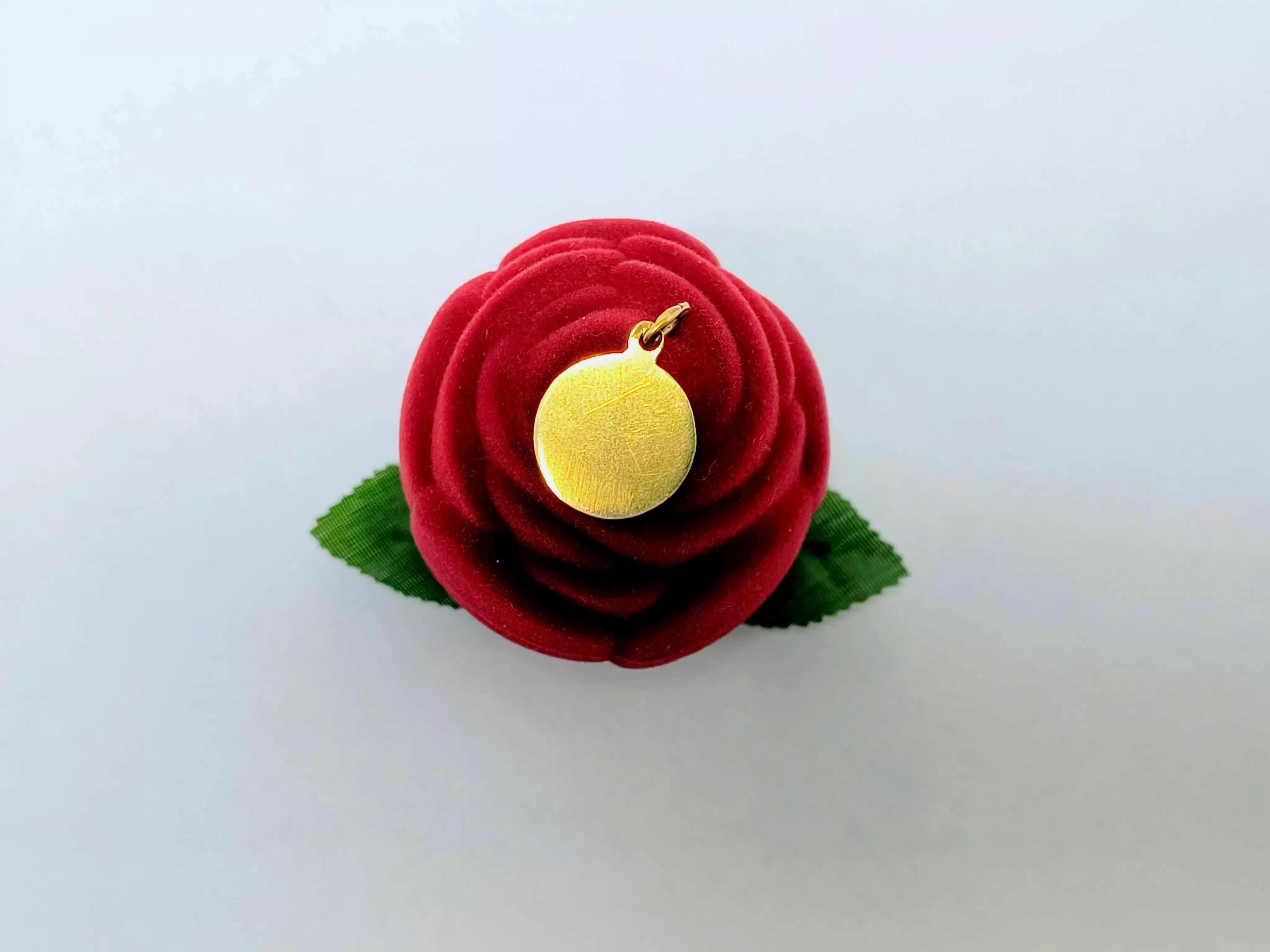 zlota-zawieszka-matka-boska-375-253g-stan-11323-2