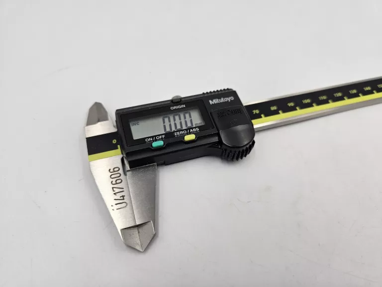 SUWMIARKA ELEKTRONICZNA MITUTOYO CD-15APX 500-181-30 150