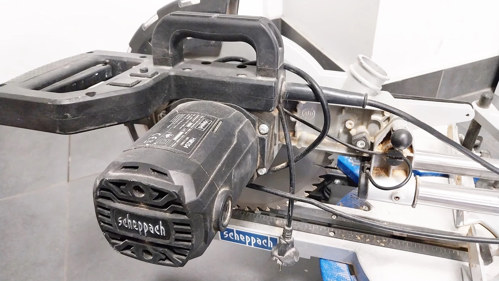 pila-ukosnica-scheppach-hm254-stan-ok-2020r-kod-producenta-sch5901216942