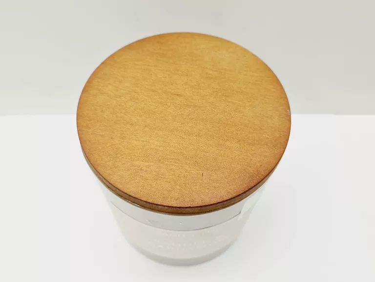 DUŻA ŚWIECZKA SAND + FOG SADDLE AND CARDAMON 600G