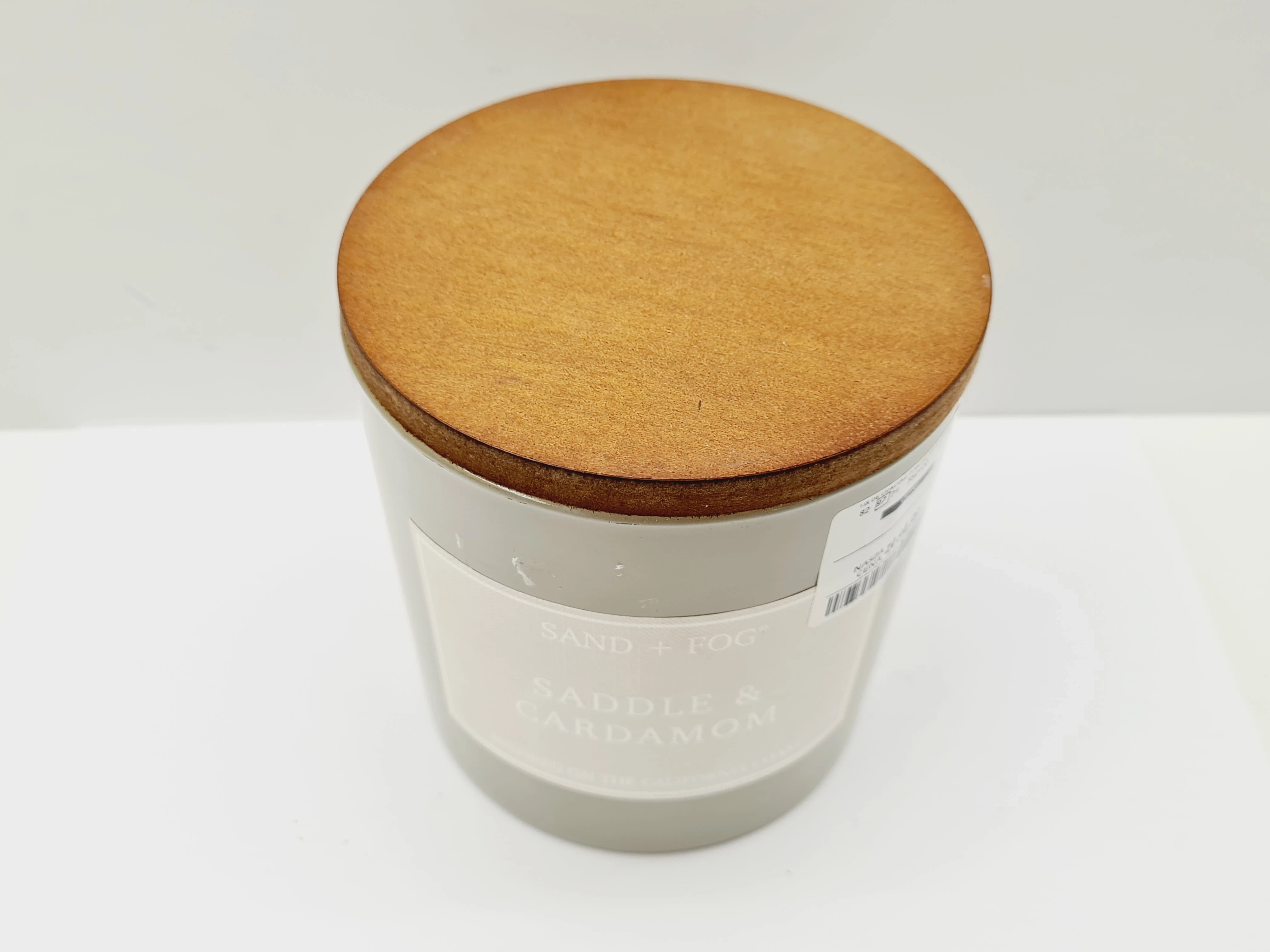 duza-swieczka-sand-fog-saddle-and-cardamon-600g-stan-powystawowy