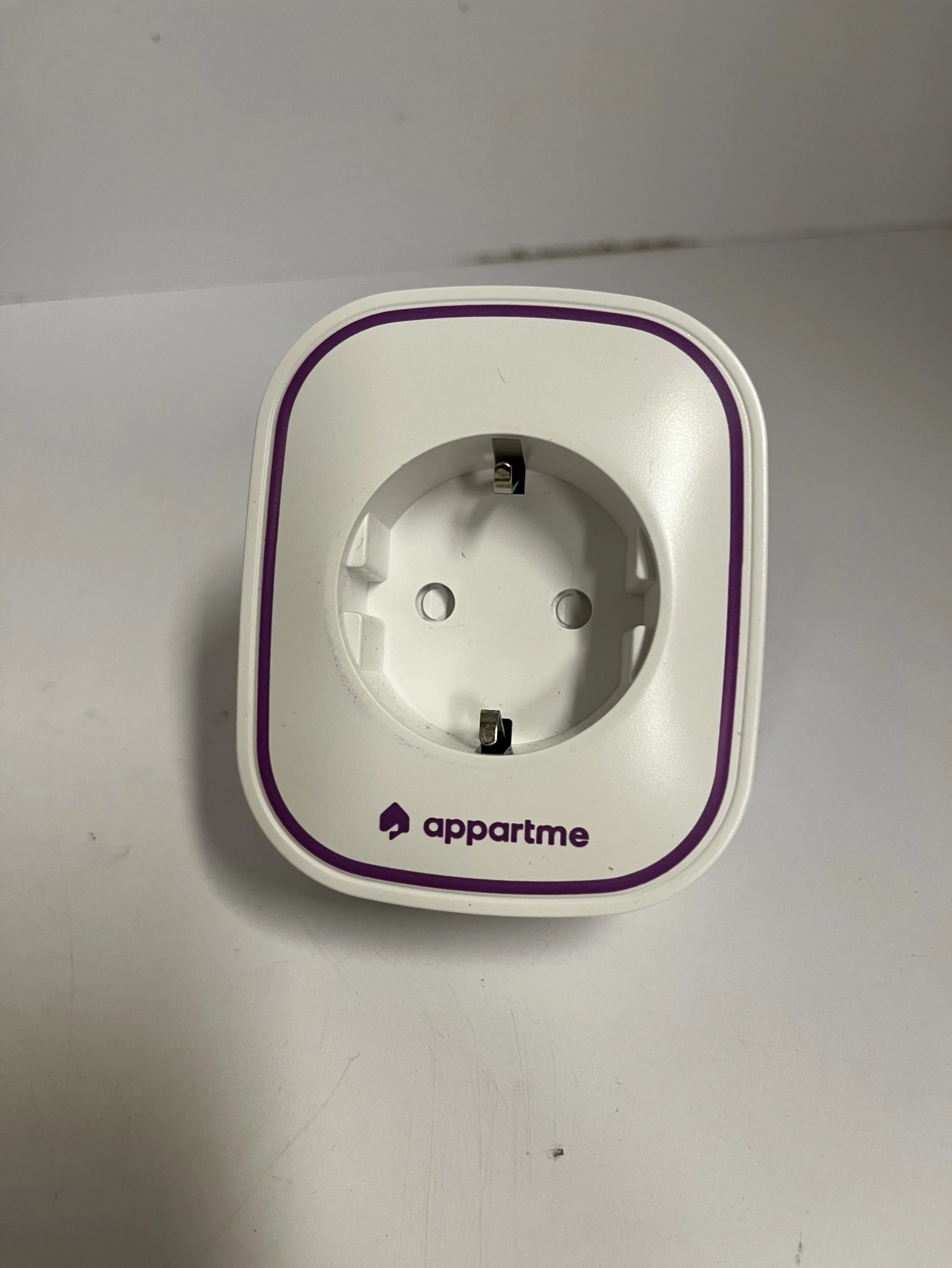 gniazdko-appartme-sensor-energii-stan-uzywany