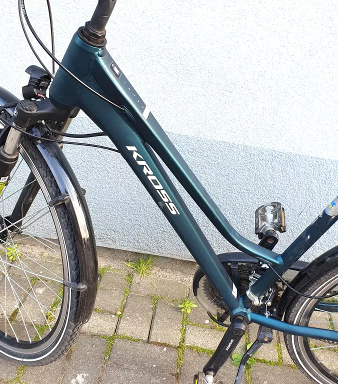 ROWER TREKKINGOWY KROSS TRANS 4.0 RAMA 19 CALI KOŁO 28 " TURKUSOWY