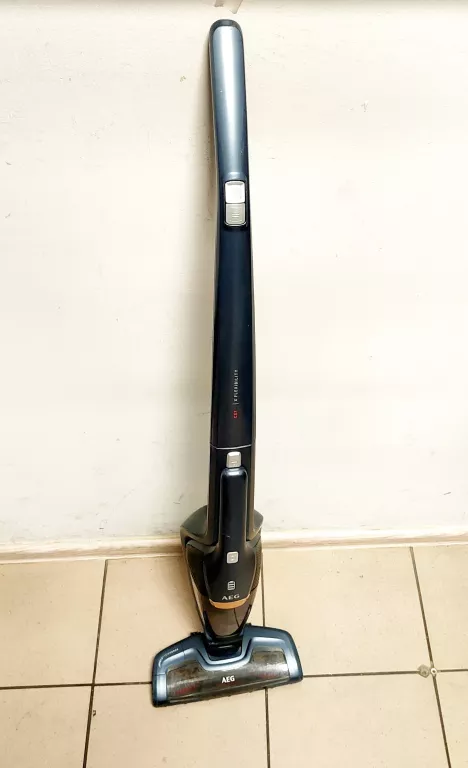 odkurzacz-pionowy-bezprzewodowy-aeg-cx7-2-i360-ean-gtin-7332543577750