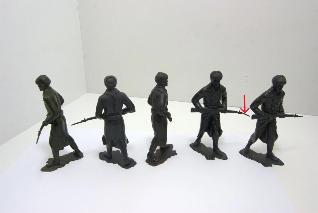 doniecka-fabryka-zabawek-ii-wojna-swiatowa-figurki-product-id