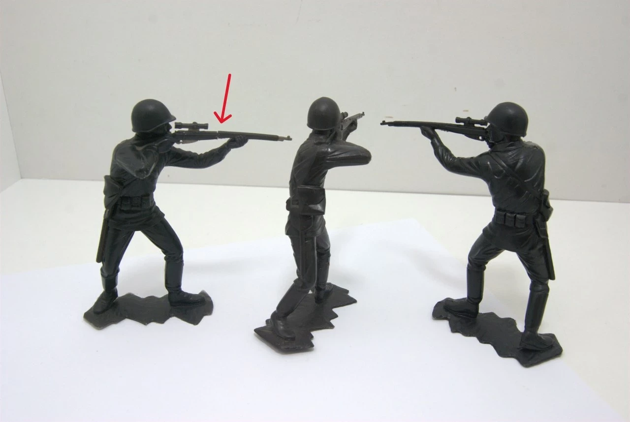 doniecka-fabryka-zabawek-ii-wojna-swiatowa-figurki-raclawicka-15-swidnik