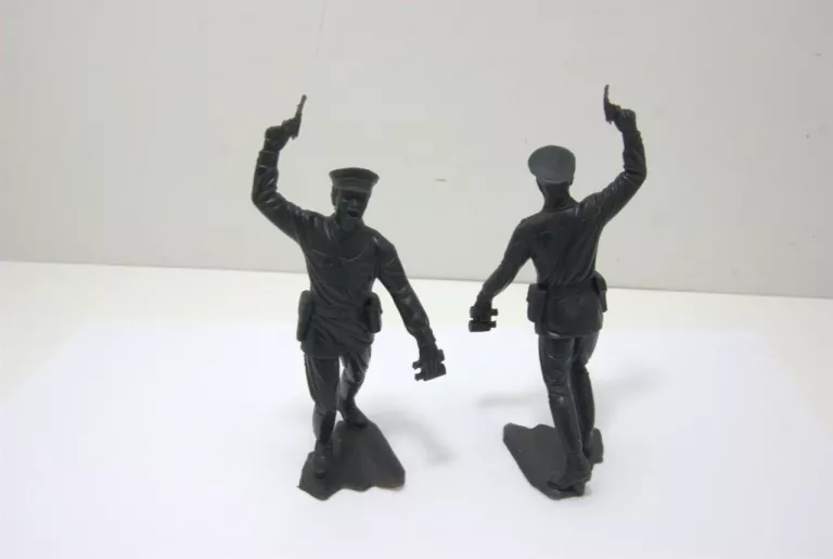 doniecka-fabryka-zabawek-ii-wojna-swiatowa-figurki-product-id