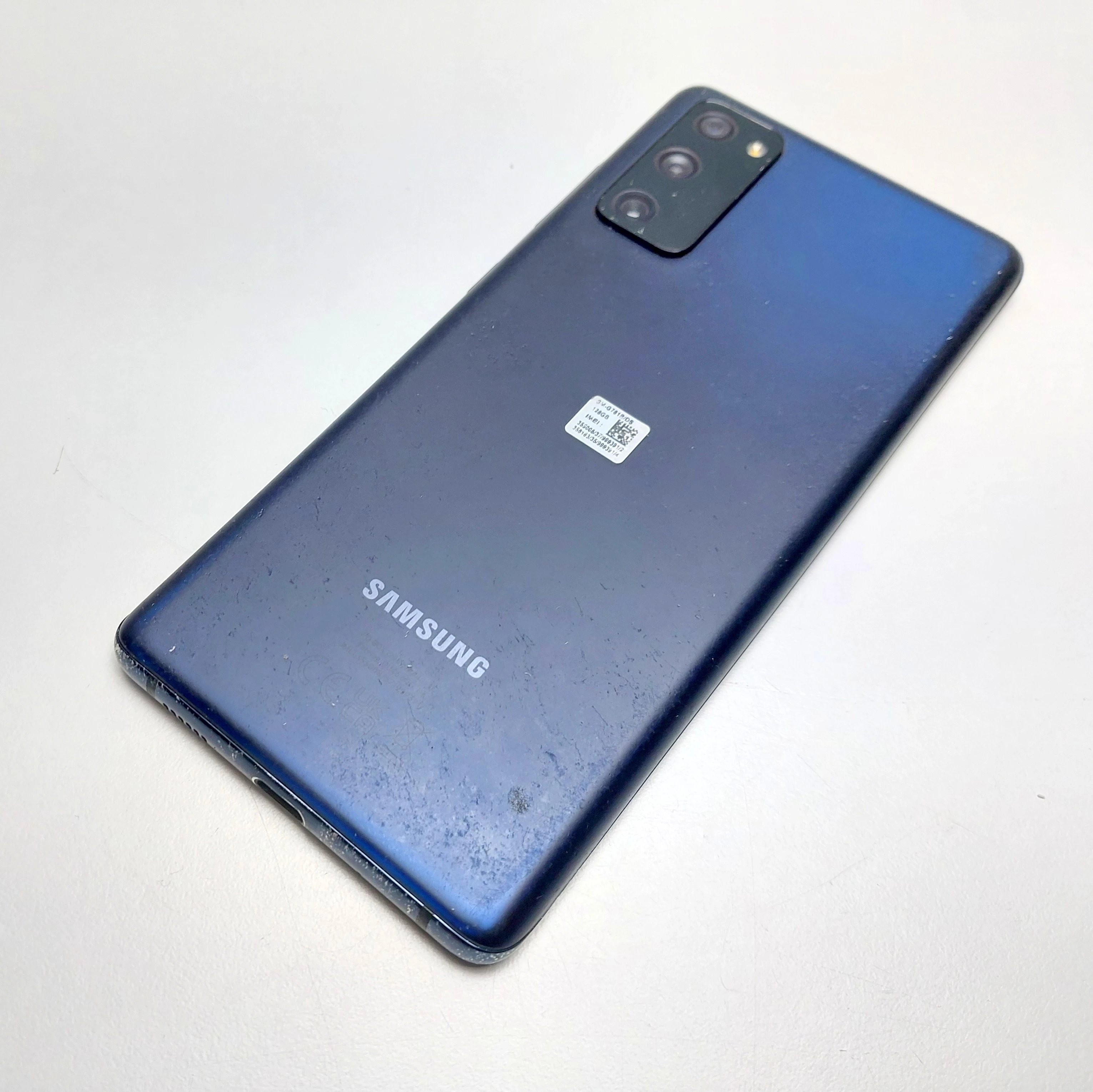 telefon-samsung-galaxy-s20-fe-6128gb-kod-producenta-sm-g781bzbdeue