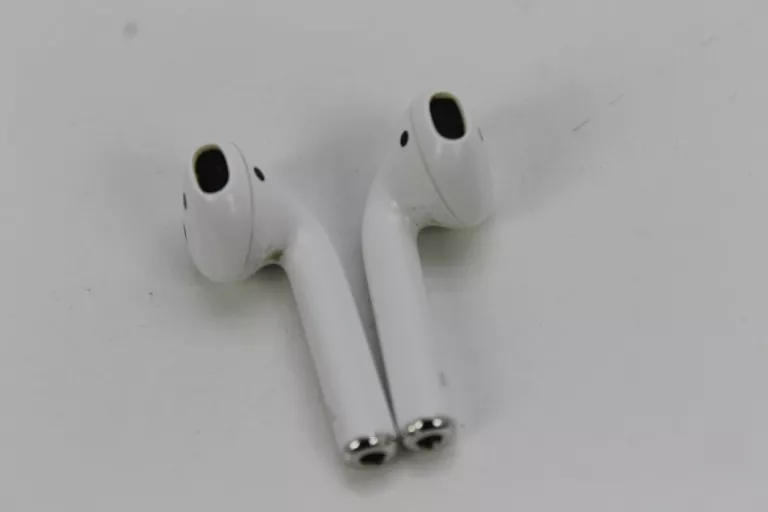 sluchawki-apple-airpods-2-stan-bdb-faktura-transmisja-sygnalu-bluetooth