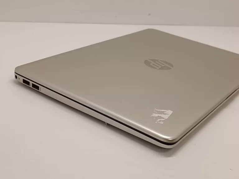 LAPTOP HP 15S-FQ2008NW 15,6"/I5-1135G7/8GB/1TB SSD
