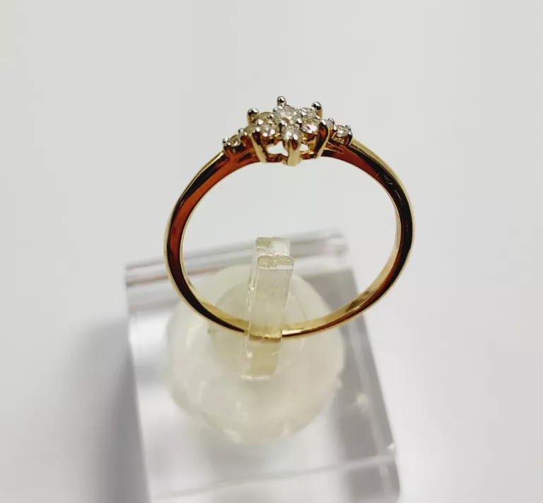 nienoszony-zloty-pierscionek-kwiatek-z-cyrkoni-161-585-r15-waga-070