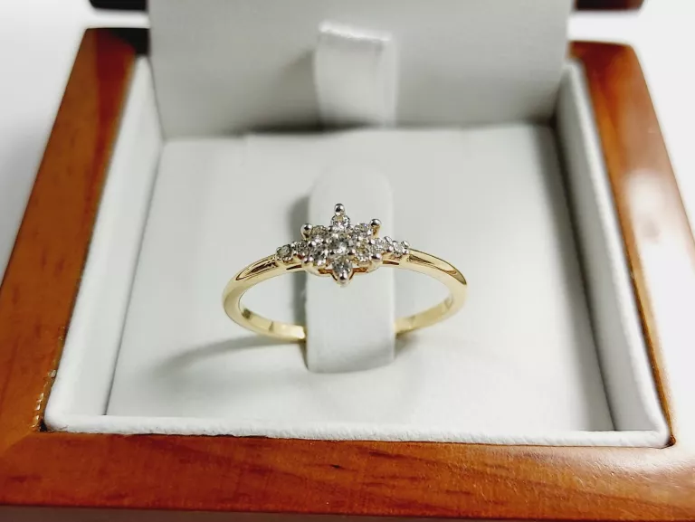 nienoszony-zloty-pierscionek-kwiatek-z-cyrkoni-161-585-r15-material-15835-2