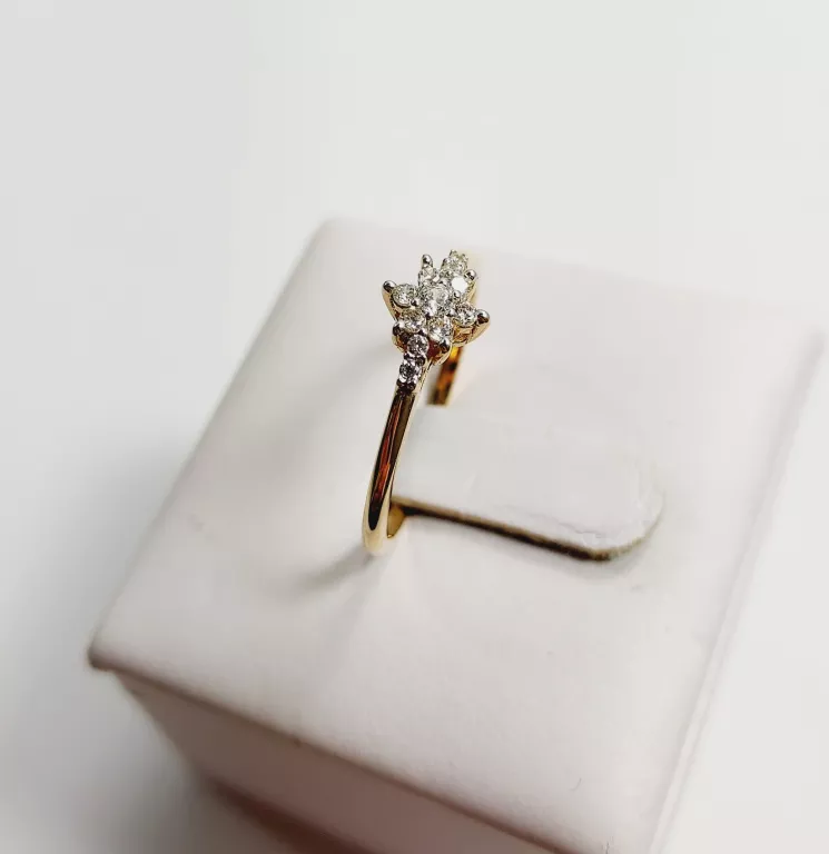 nienoszony-zloty-pierscionek-kwiatek-z-cyrkoni-161-585-r15-plec-15851-1