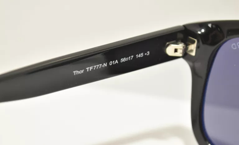 OKULARY TOM FORD THOR FT0777-N 01A