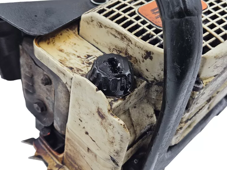 pila-spalinowa-stihl-023-2kw-27km-402cm-moc-silnika-27