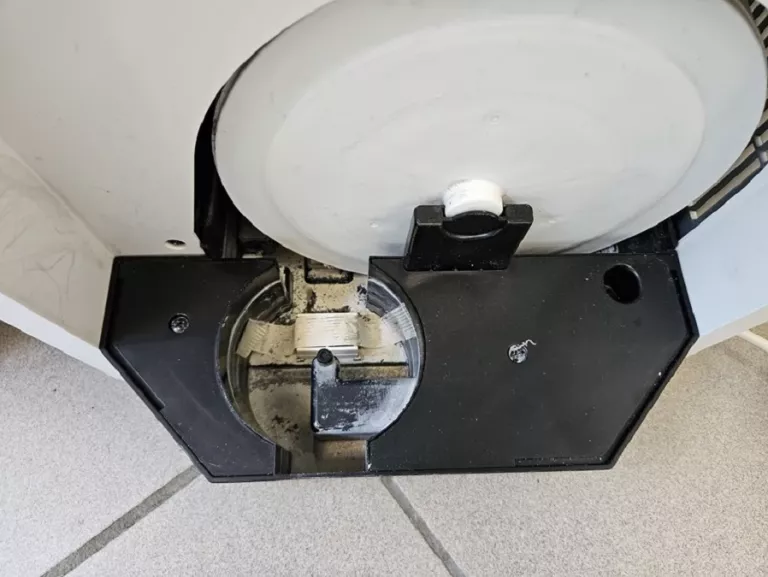 NAWILŻACZ POWIETRZA STADLER FORM ROBERT BLACK OPIS!