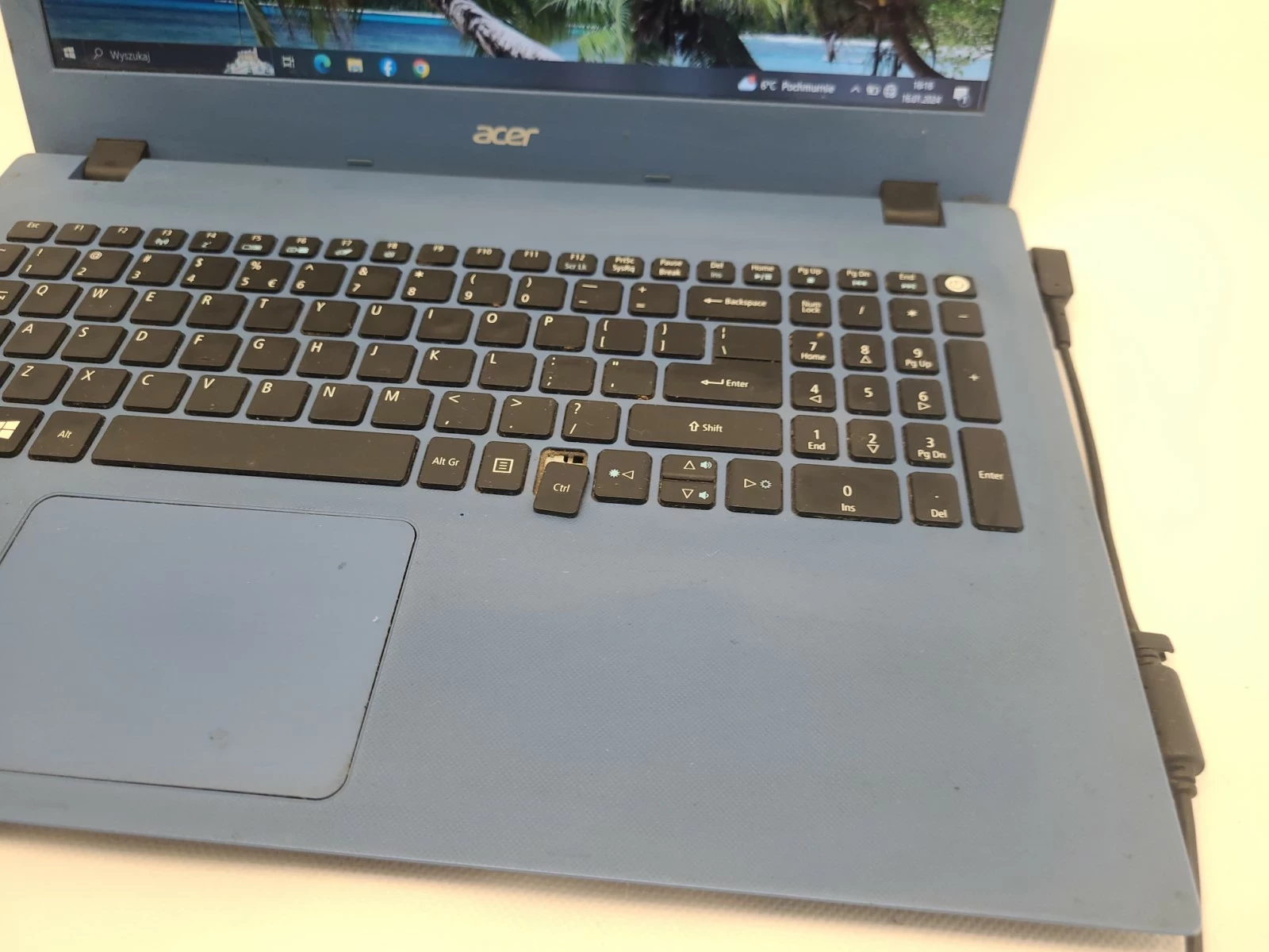 laptop-acer-aspire-e5-573-core-i3-4gb-kod-producenta-nxmvmep012