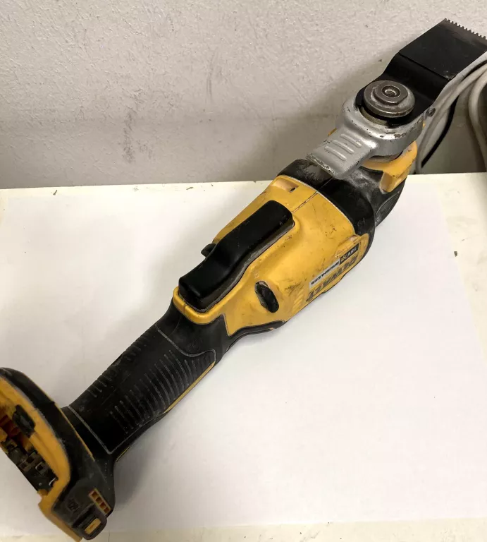 URZĄDZENIE WIELOFUNKCYJNE DEWALT DCS355