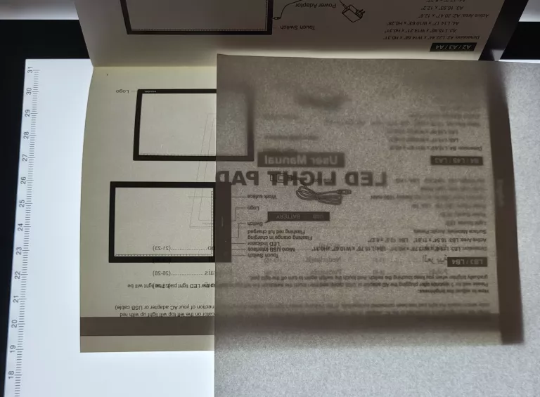 PODŚWIETLANA DESKA KREŚLARSKA LED HUION L4S