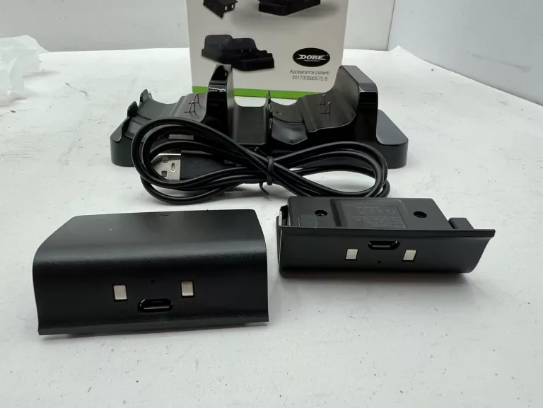 STACJA ŁADUJĄCA DOBE DUAL CHARGING DOCK PUDEŁKO XBOX ONE