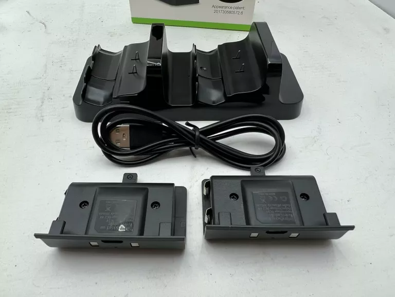 STACJA ŁADUJĄCA DOBE DUAL CHARGING DOCK PUDEŁKO XBOX ONE